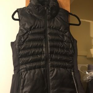 Luluemon Vest - Black BRAND NEW